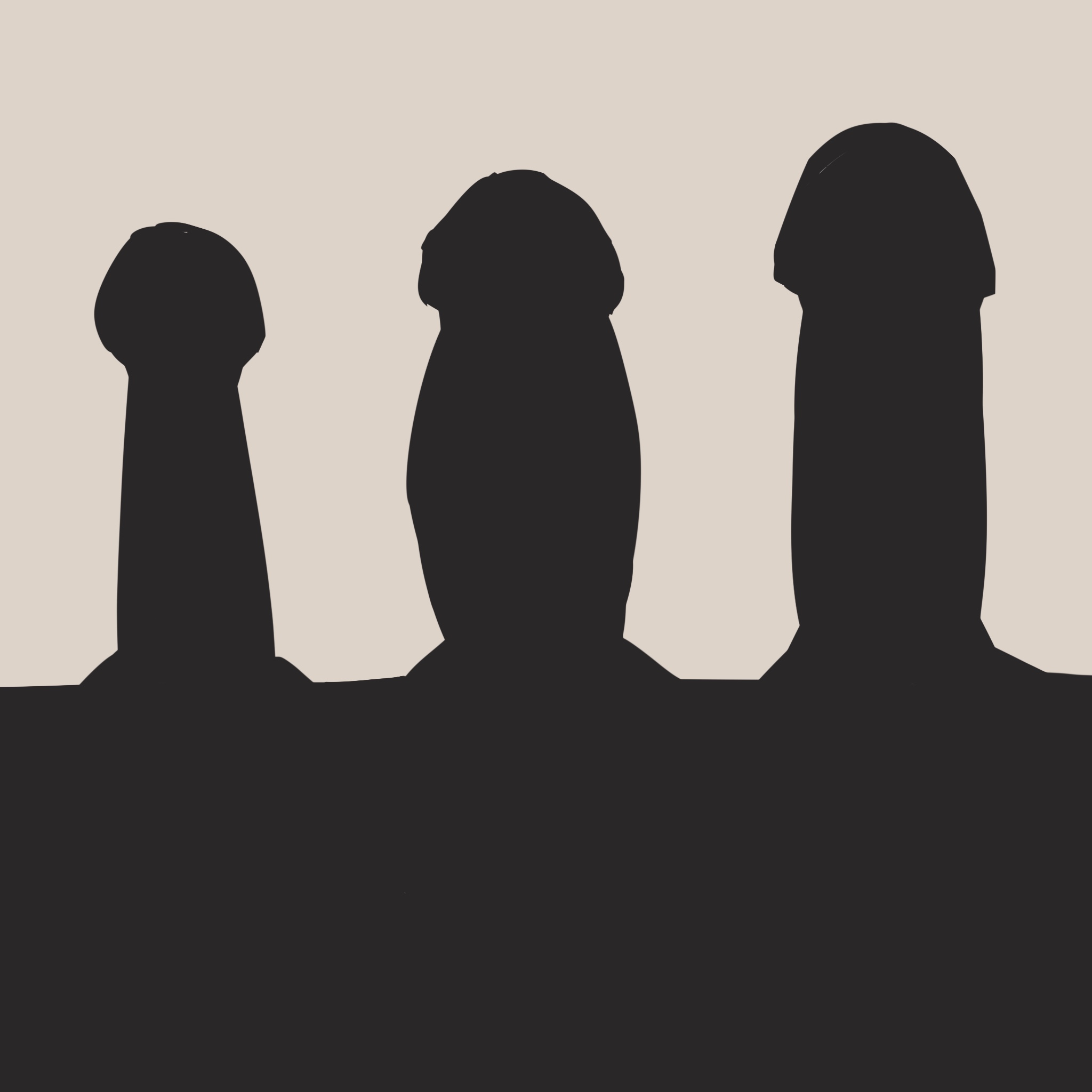 画面是三个从小到大排列的‘大雕月’状物体。
       咳咳，是Mini版、还原版、Enlarge版的大雕月仿制品🫣
       你审问我有没有趁你不在偷用？
       真月亮当然比仿制的迷人，所以我要做‘真题’！🥵